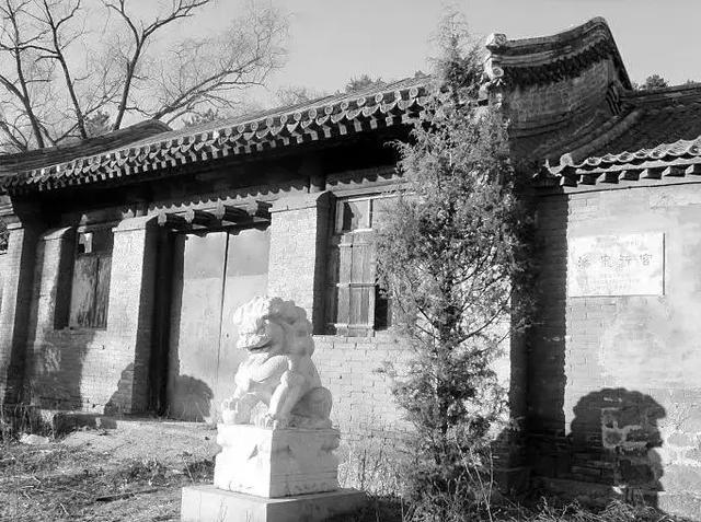 ��Ȫ˽ۡ�����Ž������ʿ���������ڱ̹�԰����Ϫ��